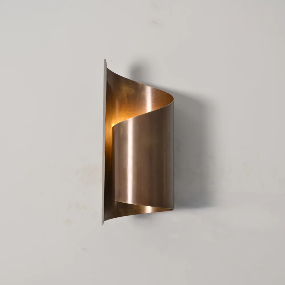 Curved Arc Wall Sconce - Brass Wall Light