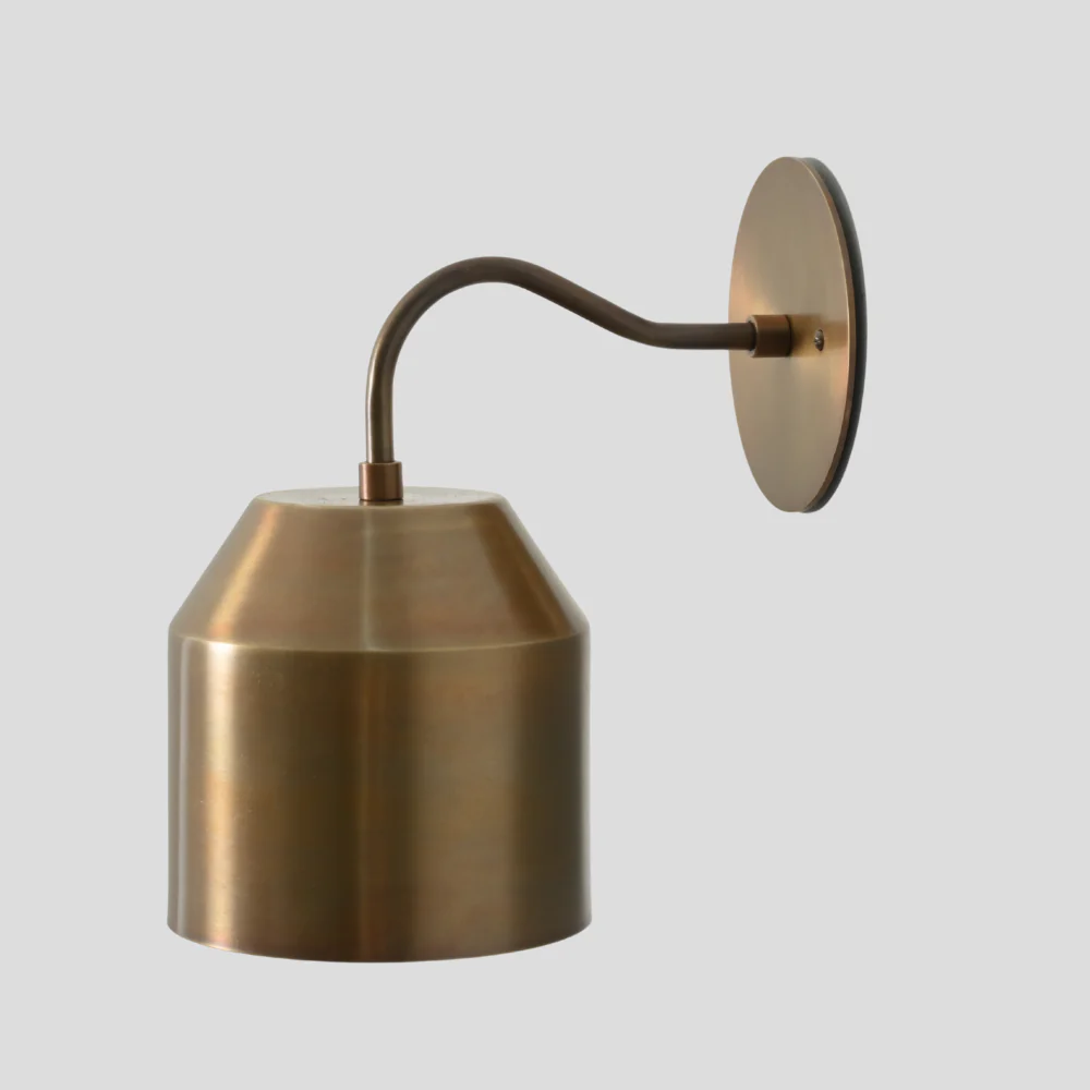 Minimalist Curved Sconce - Brass Wall Lamp - Image 2